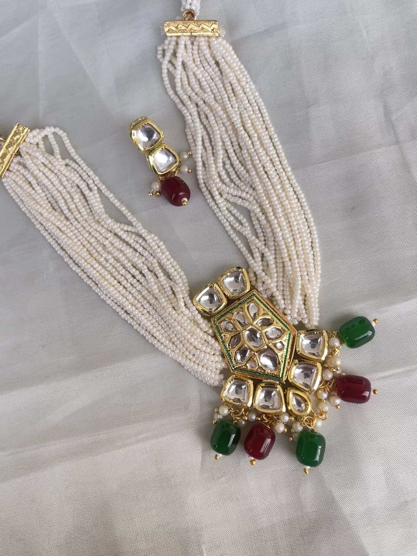 Kundan sugar pearl choker