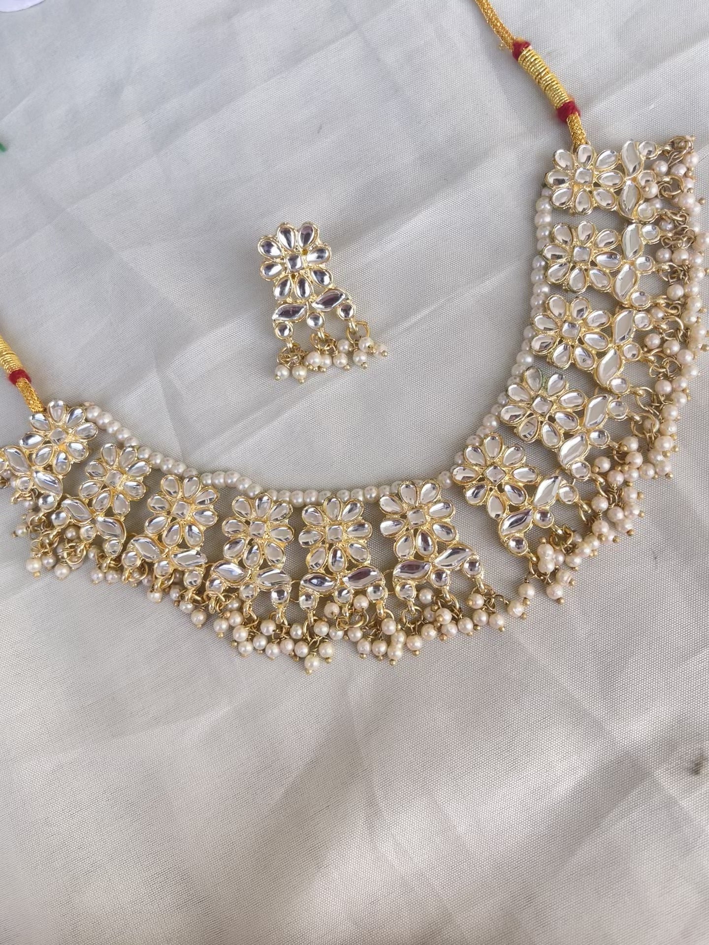 Kundan neckset