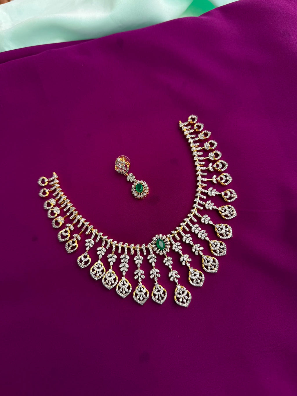 Diamond leafs green pendant emerald short neckset with earrings ns844